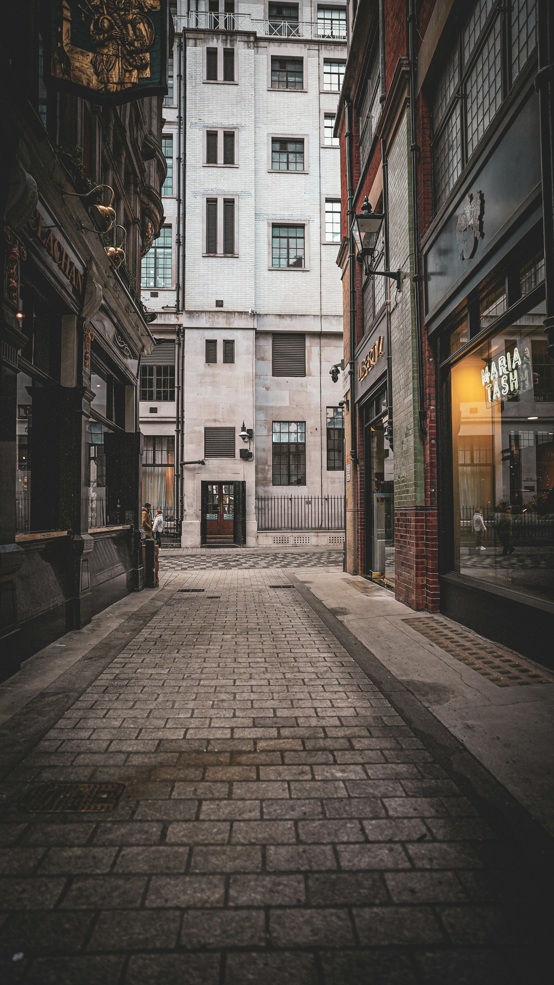 Quiet City of London alley close to Aldgate